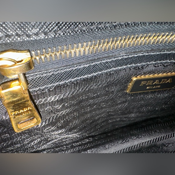 Prada Small Galleria Double Zip Saffiano Leather Bag - Picture 9 of 15